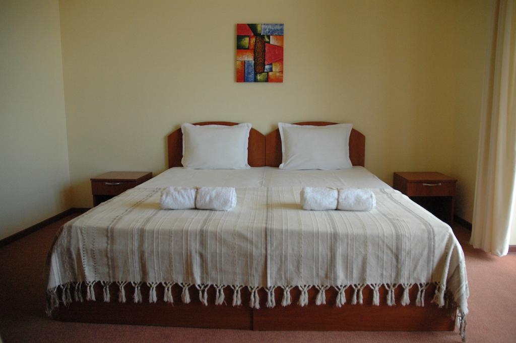 Terra Guest House Ravda Phòng bức ảnh