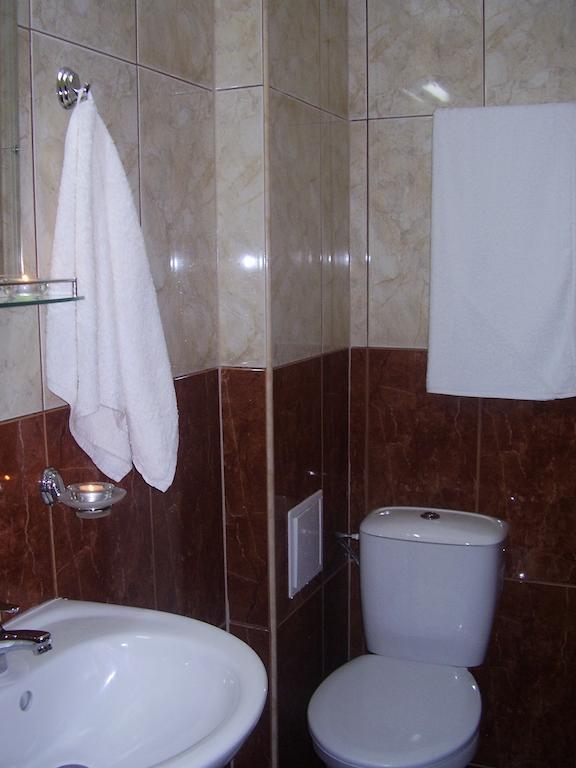 Terra Guest House Ravda Phòng bức ảnh
