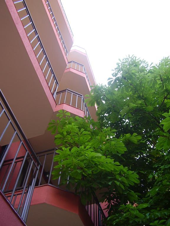 Terra Guest House Ravda Ngoại thất bức ảnh