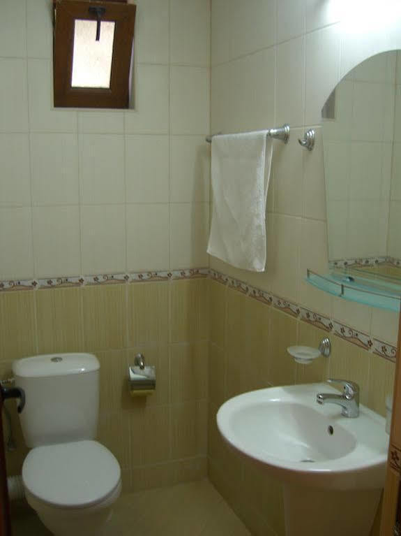 Terra Guest House Ravda Ngoại thất bức ảnh